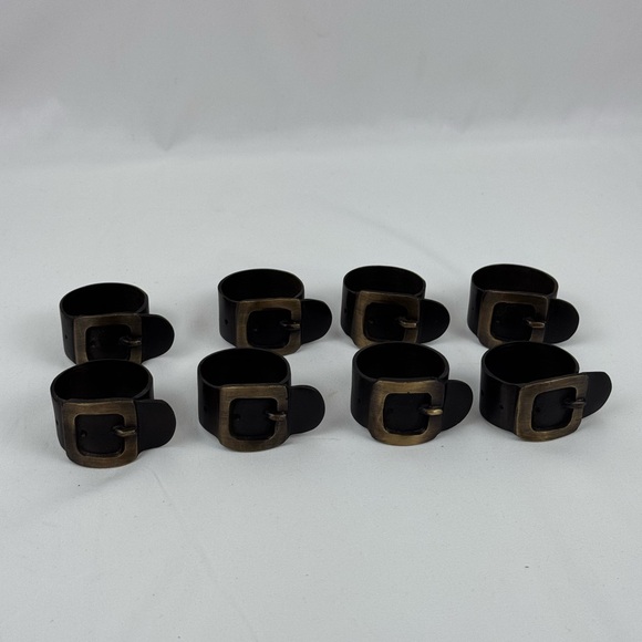 Set of 8 Pottery Barn Santa Belt Napkin Rings – Holiday Table Decor - Picture 3 of 5